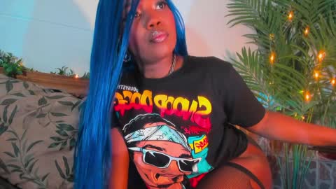 Mariana online show from January 2025 12:15:01 PM