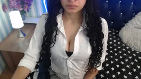 Snapshot of scarlett_keaton chatting on January 2025 05:30:01 AM scarlett_keaton online show from January 2025 05:30:01 AM
