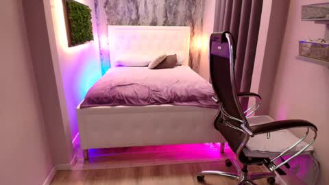 Scarlett online show from January 2025 02:50:02 PM