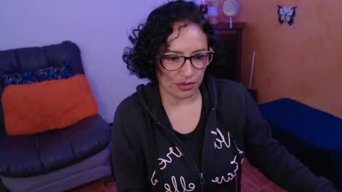 Snapshot of scarlett_sax chatting on March 2025 12:58:02 AM Scarlett sax online show from March 2025 12:58:02 AM