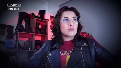 Snapshot of scarlett_sen chatting on July 2026 01:51:01 PM Mistress Scarlett online show from July 2026 01:51:01 PM