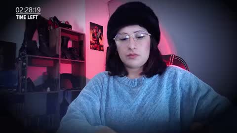 Snapshot of scarlett_sen chatting on July 2026 02:15:01 PM Mistress Scarlett online show from July 2026 02:15:01 PM