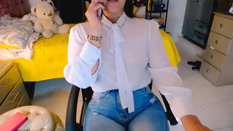 scarlet online show from April 2026 05:28:01 PM