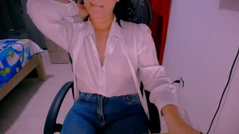 Snapshot of scarlett_sex2 chatting on July 2026 12:35:01 AM scarlet online show from July 2026 12:35:01 AM