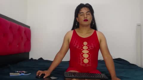 Snapshot of scarlett_tomsomp chatting on February 2025 06:01:01 AM scarlett online show from February 2025 06:01:01 AM