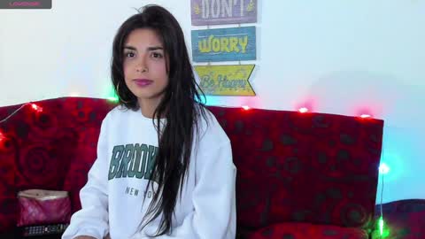 Snapshot of scarletta1215 chatting on January 2025 10:07:02 AM Daniela Camacho online show from January 2025 10:07:02 AM