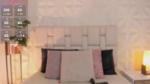     online show from October 2025 12:06:01 PM