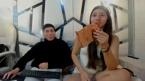 Scarlett and Lucas online show from February 2026 12:45:02 PM