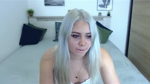 Hi there guys  My pleasure in your hands  pvt is open online show from September 2025 08:47:02 PM