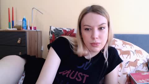 Snapshot of scarlettford chatting on December 2024 11:10:02 AM Scarlett online show from December 2024 11:10:02 AM