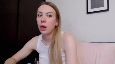 Scarlett online show from November 2025 12:49:02 PM