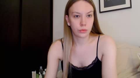 Scarlett online show from November 2025 01:35:02 PM