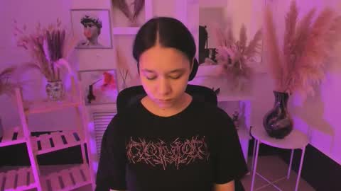 scarlettmurr online show from September 2025 07:50:01 PM