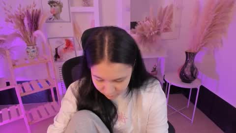 scarlettmurr online show from October 2025 07:00:02 AM