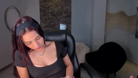 Snapshot of scarlettrosex1 chatting on June 2026 08:15:02 PM Scarlett Rose online show from June 2026 08:15:02 PM