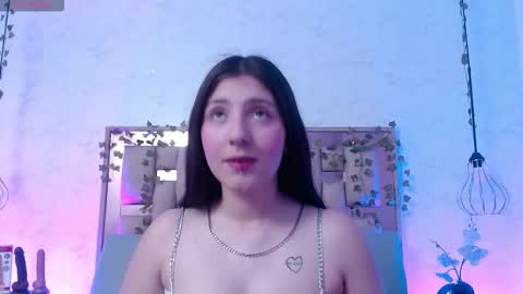 Snapshot of scarlettroxx chatting on October 2025 11:52:02 AM Scarlet online show from October 2025 11:52:02 AM