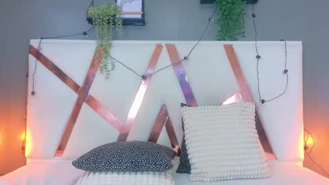 Snapshot of scarlettvex__ chatting on November 2025 07:57:01 PM S C A R L E T T online show from November 2025 07:57:01 PM