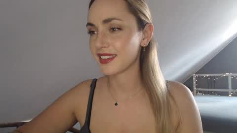 Snapshot of scarlettxblonde chatting on June 2026 02:19:02 PM ScarlettxBlonde online show from June 2026 02:19:02 PM