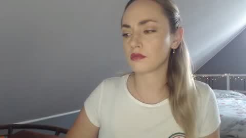 Snapshot of scarlettxblonde chatting on June 2026 06:25:01 AM ScarlettxBlonde online show from June 2026 06:25:01 AM