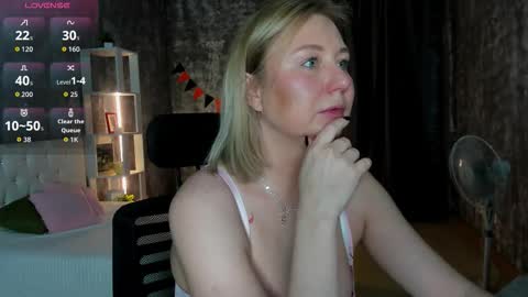 Samanta online show from December 2025 01:33:02 AM