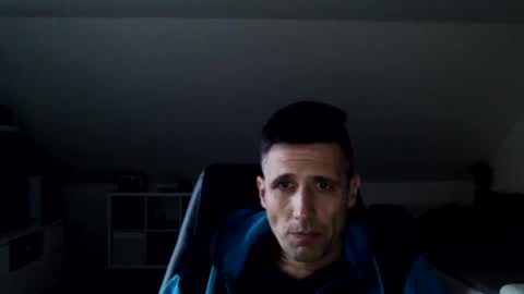 Snapshot of schnuckigeil chatting on February 2025 04:08:01 PM Dildomen online show from February 2025 04:08:01 PM