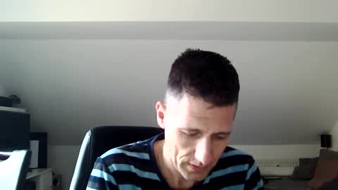 Snapshot of schnuckigeil chatting on February 2025 12:44:02 PM Dildomen online show from February 2025 12:44:02 PM