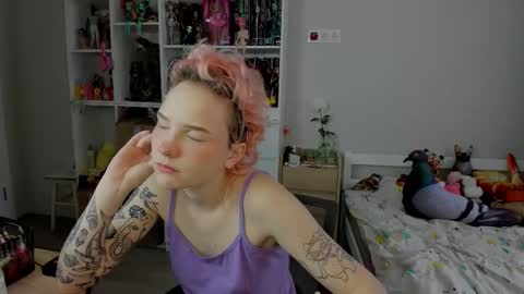 Rina online show from November 2025 07:08:01 AM