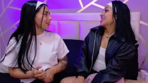 Skarleth And Viky online show from April 2026 01:27:02 PM