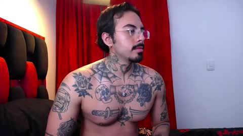 Snapshot of scockpion_ chatting on May 2026 03:01:01 AM Alejandro help me to reach 200 thumps up online show from May 2026 03:01:01 AM