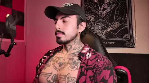 Snapshot of scockpion_ chatting on June 2026 06:14:02 AM Alejandro help me to reach 200 thumps up online show from June 2026 06:14:02 AM