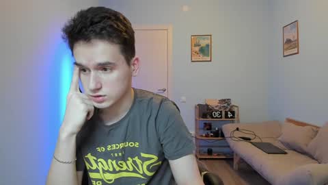 Snapshot of scooby_r chatting on January 2025 05:41:02 AM Thomas brunette and Alex blond online show from January 2025 05:41:02 AM