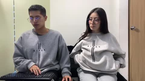 DarkScorpion online show from April 2026 12:43:02 AM