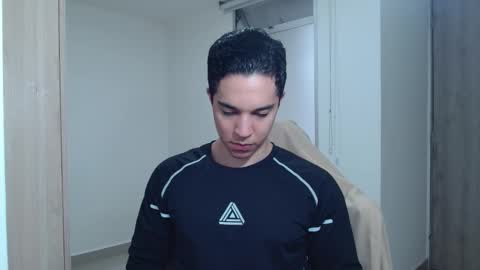 Twitter Scott brasher1 Instagram Camiloestuardo2 online show from January 2025 09:20:01 PM