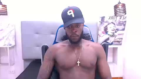 Snapshot of scottdamar chatting on November 2025 12:11:02 AM Damar online show from November 2025 12:11:02 AM