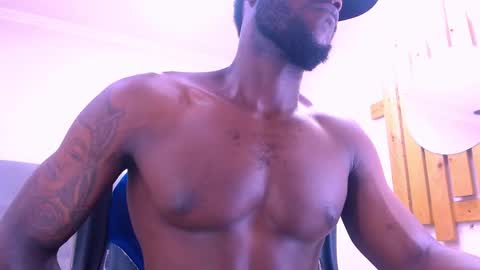 Snapshot of scottdamar chatting on November 2025 09:25:01 PM Damar online show from November 2025 09:25:01 PM