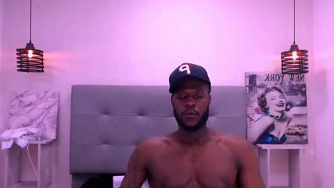 Snapshot of scottdamar chatting on November 2025 07:58:01 PM Damar online show from November 2025 07:58:01 PM