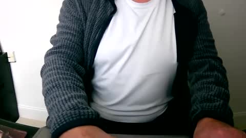 Scott online show from December 2024 12:09:02 PM