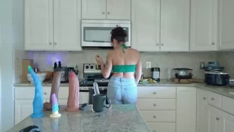 Snapshot of scout_has_fun chatting on April 2026 01:58:02 PM Scout has fun online show from April 2026 01:58:02 PM
