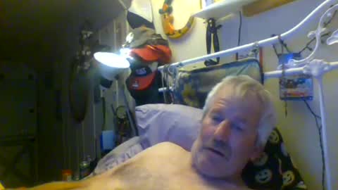 Snapshot of scoutiii chatting on August 2026 09:23:01 AM scoutiii online show from August 2026 09:23:01 AM