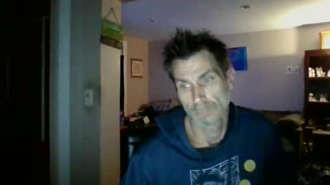 Snapshot of scroach11 chatting on April 2026 02:31:01 AM GettOffMyLawn online show from April 2026 02:31:01 AM