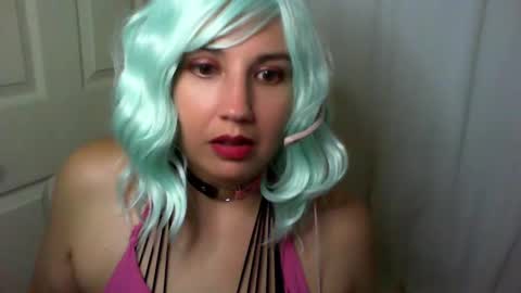 Danni online show from November 2025 08:48:02 AM