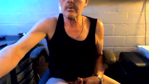 eating pussy  sucking dick online show from February 2026 11:33:01 PM