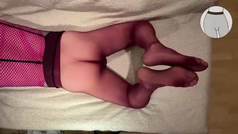 seamlessly online show from April 2026 09:37:02 PM