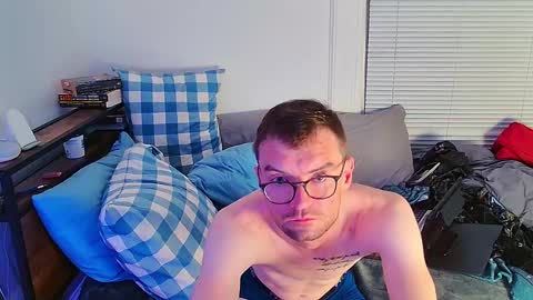 Seamus online show from June 2026 03:33:01 AM