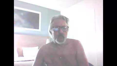 Snapshot of seantheflyer chatting on September 2025 08:30:02 PM seantheflyer online show from September 2025 08:30:02 PM