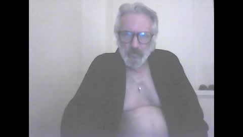 Snapshot of seantheflyer chatting on September 2025 08:43:01 PM seantheflyer online show from September 2025 08:43:01 PM
