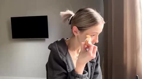 Snapshot of seasonhamiss chatting on March 2026 11:16:02 AM Kate online show from March 2026 11:16:02 AM