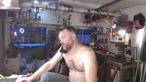 Seattlemanwhore online show from November 2025 03:12:01 PM