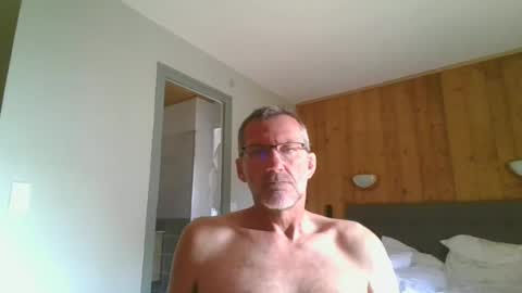 Snapshot of seb846894 chatting on June 2026 06:49:01 AM seb846894 online show from June 2026 06:49:01 AM