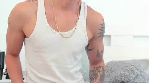 Snapshot of sebas_1122 chatting on January 2025 01:25:02 PM SEBASTIAN online show from January 2025 01:25:02 PM